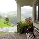 Apartmán Modern In With Vineyards Bad Peterstal-Griesbach