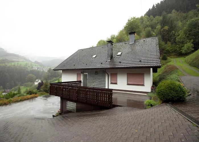 Modern In With Vineyards